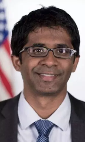 अमेरिकी राष्ट्रपति जो बाइडेन का भाषण लिखने वाले विनय रेड्डी कौन हैं?