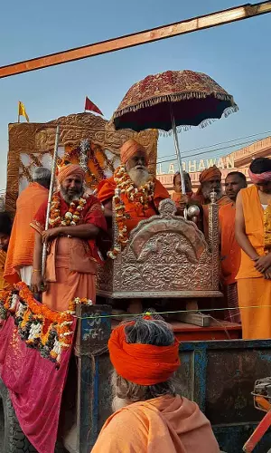 महाकुंभ 2021: हरिद्वार कुंभ में शाही स्नान का पहला दिन