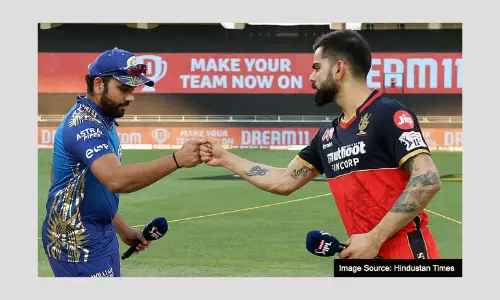 IPL 2021: मुंबई और आरसीबी के बीच पहला मुक़ाबला आज, कौन किस पर पड़ेगा भारी IPL 2021: मुंबई और आरसीबी के बीच पहला मुक़ाबला आज, कौन किस पर पड़ेगा भारी