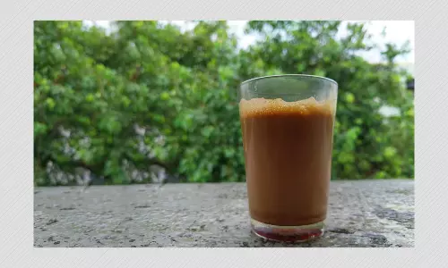 International Tea Day: चाय की चुस्की लेते हुए पढ़िए ये रोचक तथ्य