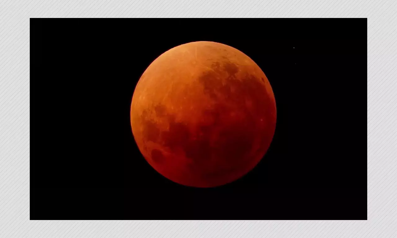 क्षितिज पर निकलेगा आज सुपरमून