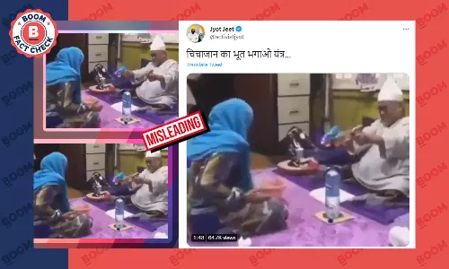 टॉय गन से महिला का इलाज करते शख़्स का यह वायरल वीडियो मलेशिया से है