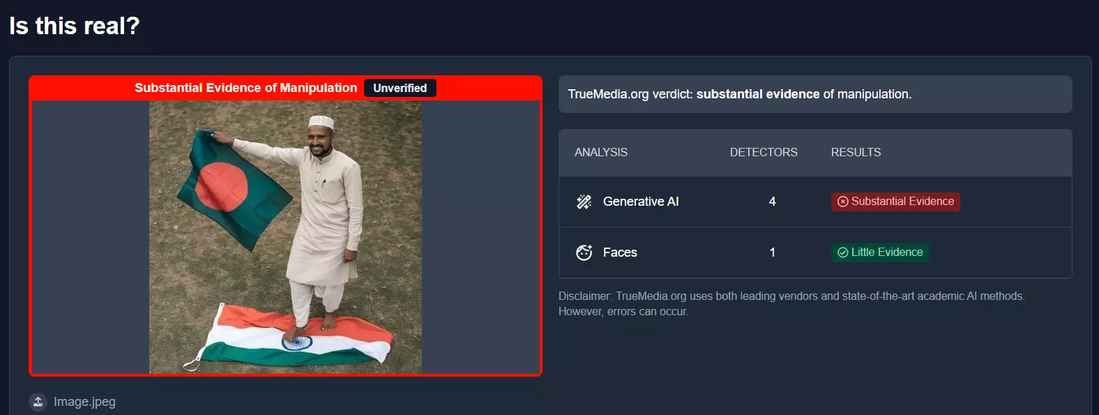 ભારતના રાષ્ટ્ર ધ્વજના અપમાનની આ વાયરલ તસવીર પાછળ શું છે હકીકત, જાણો સમગ્ર ઘટનાના તથ્યો